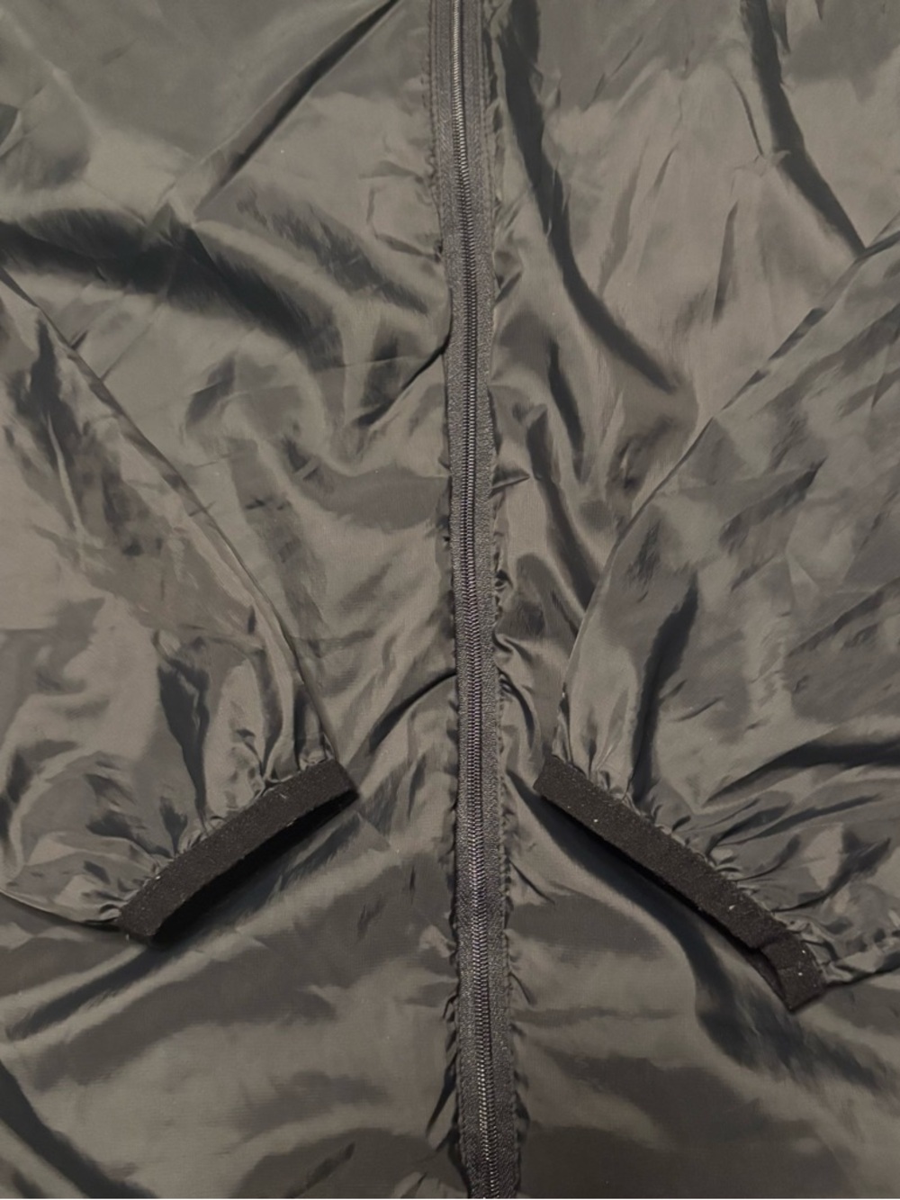 Fabletics Men's Small Black Lightweight Windbreaker Jacket with Hood - Picture 3 of 12